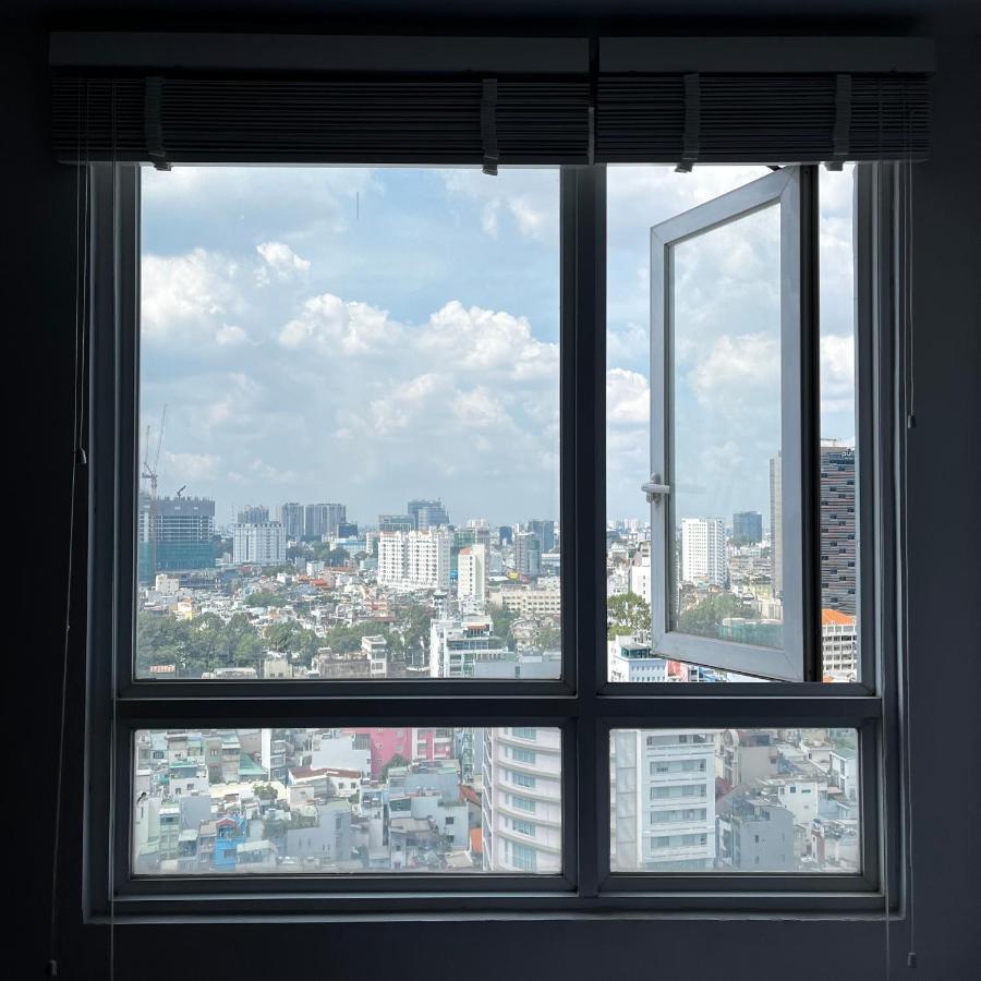 Apartment In District 1 - Apt Liberte Thành Pho Ho Chí Minh Esterno foto