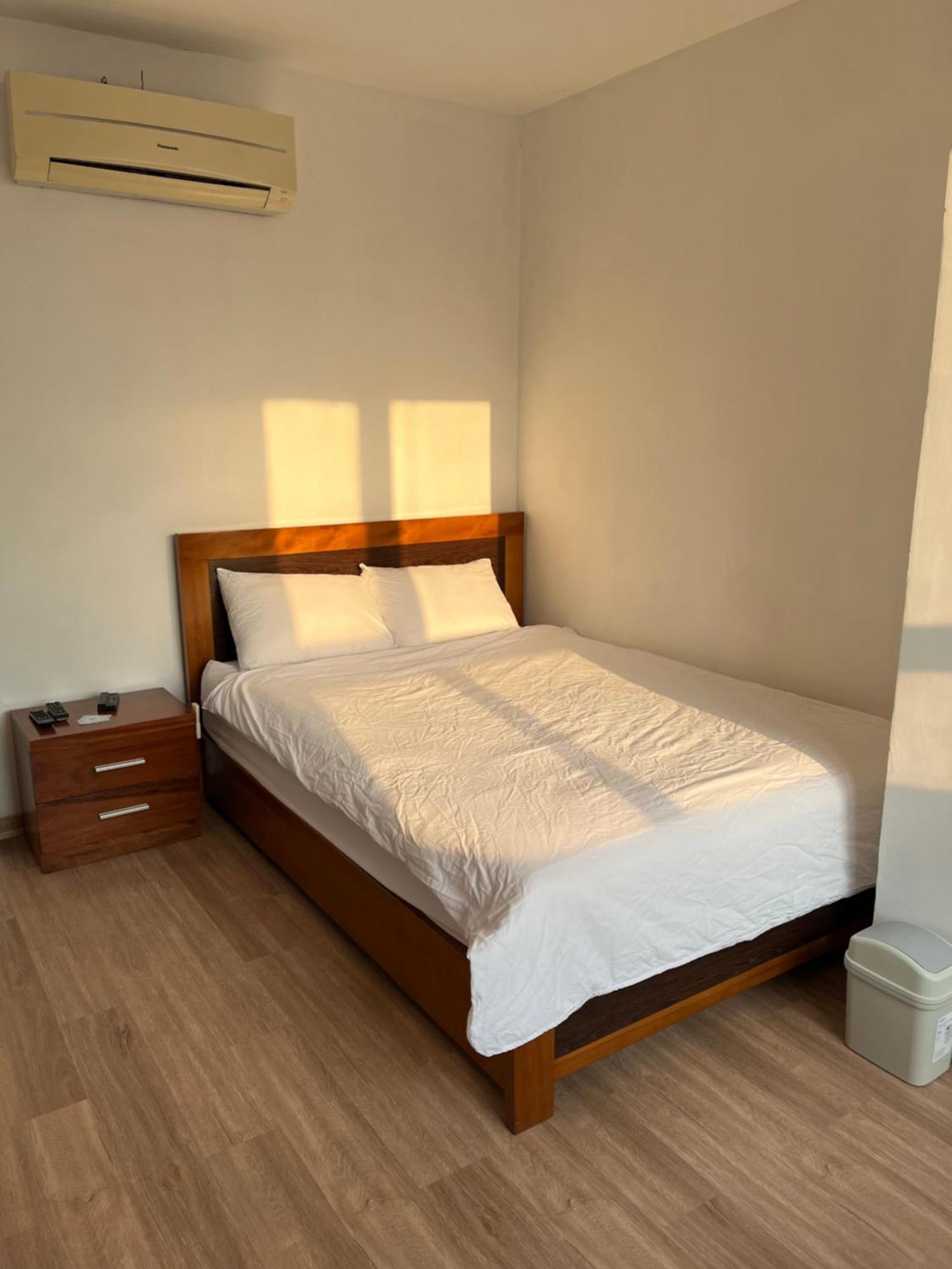 Apartment In District 1 - Apt Liberte Thành Pho Ho Chí Minh Esterno foto